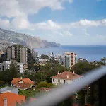Daire Boat By Madeira Funchal