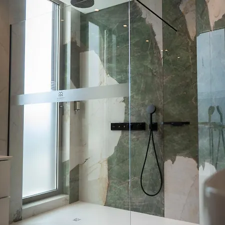 Daire Boat By Madeira *